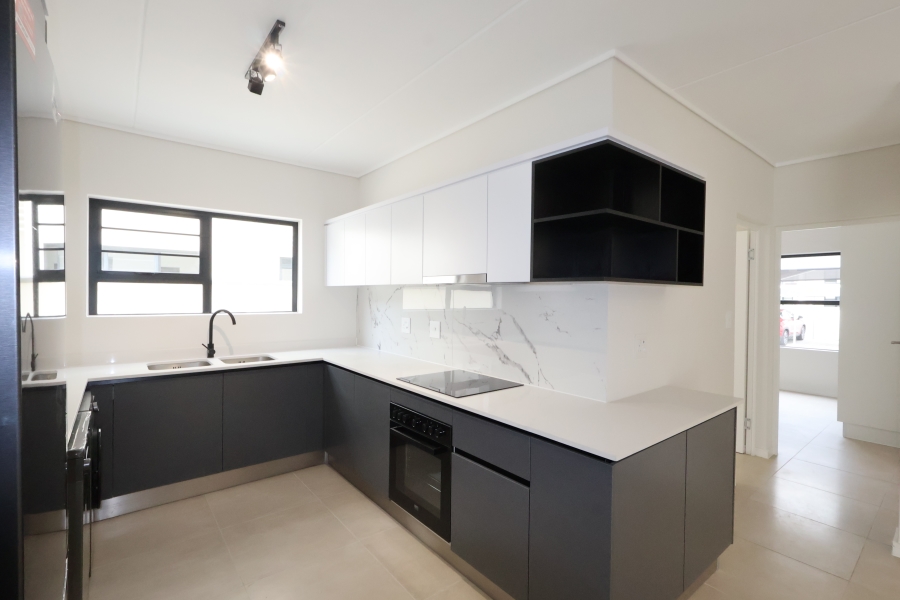 To Let 3 Bedroom Property for Rent in Croydon Western Cape